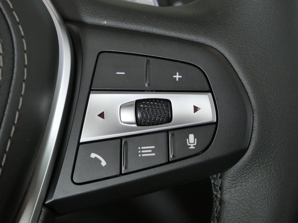 Thumbnail: 2026 BMW X5 - 42