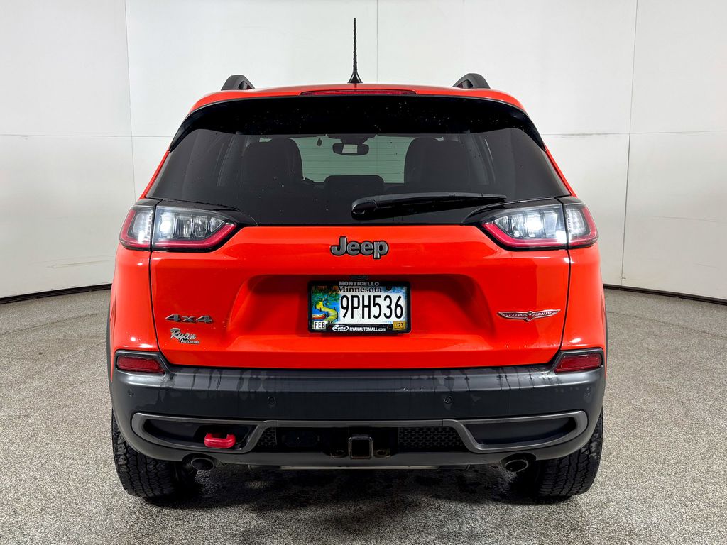 Thumbnail: 2021 Jeep Cherokee - 7