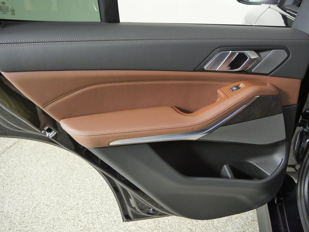 Thumbnail: 2026 BMW X5 - 31