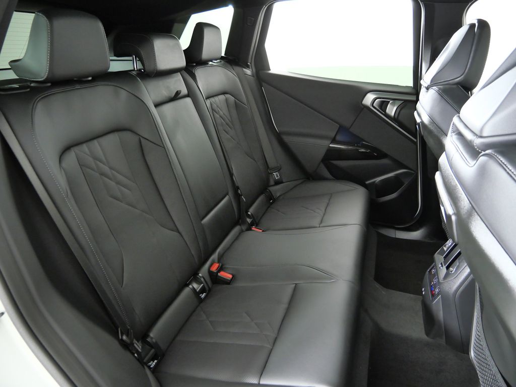 Thumbnail: 2026 BMW X3 - 27