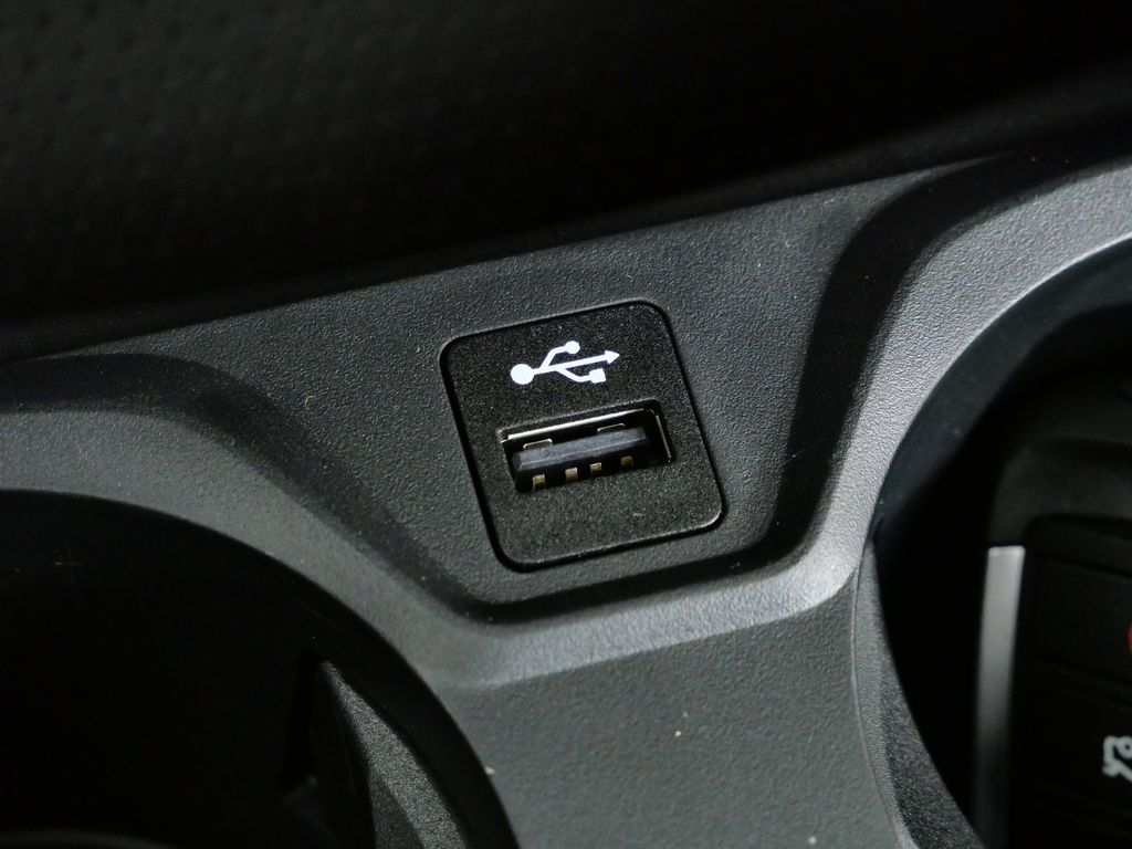 Thumbnail: 2026 BMW M2 - 45