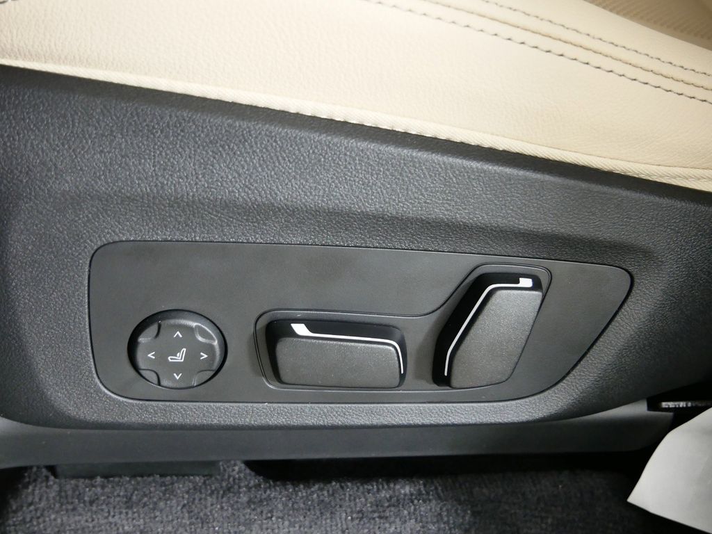 Thumbnail: 2024 BMW X3 - 36