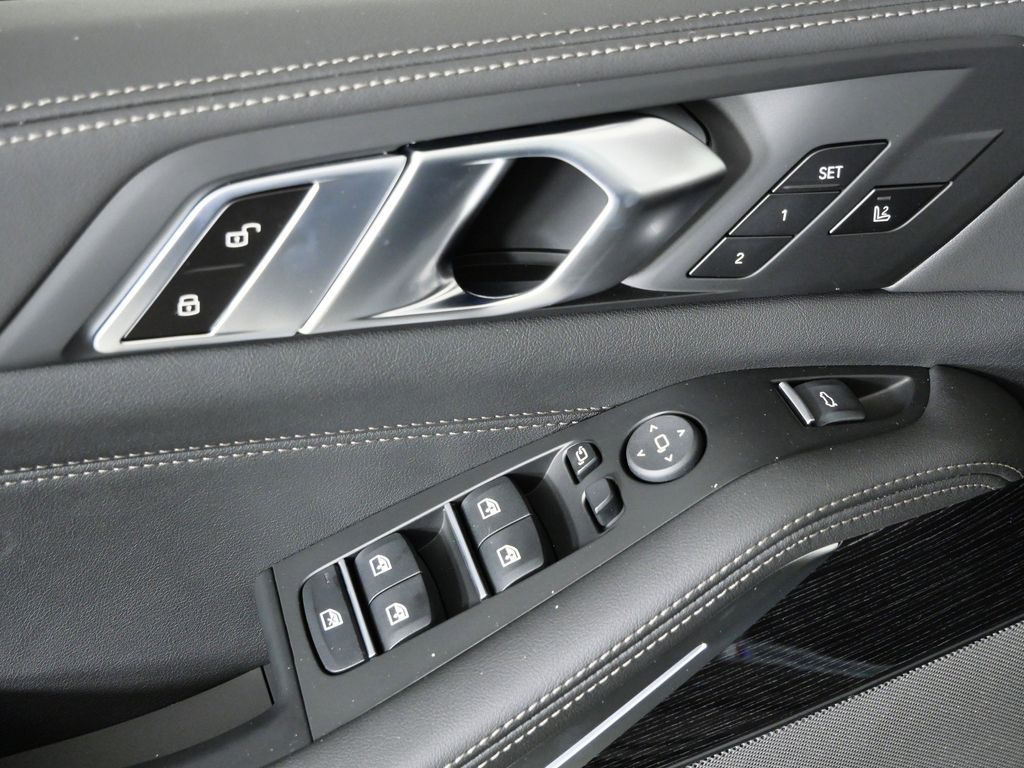 Thumbnail: 2026 BMW X5 - 37