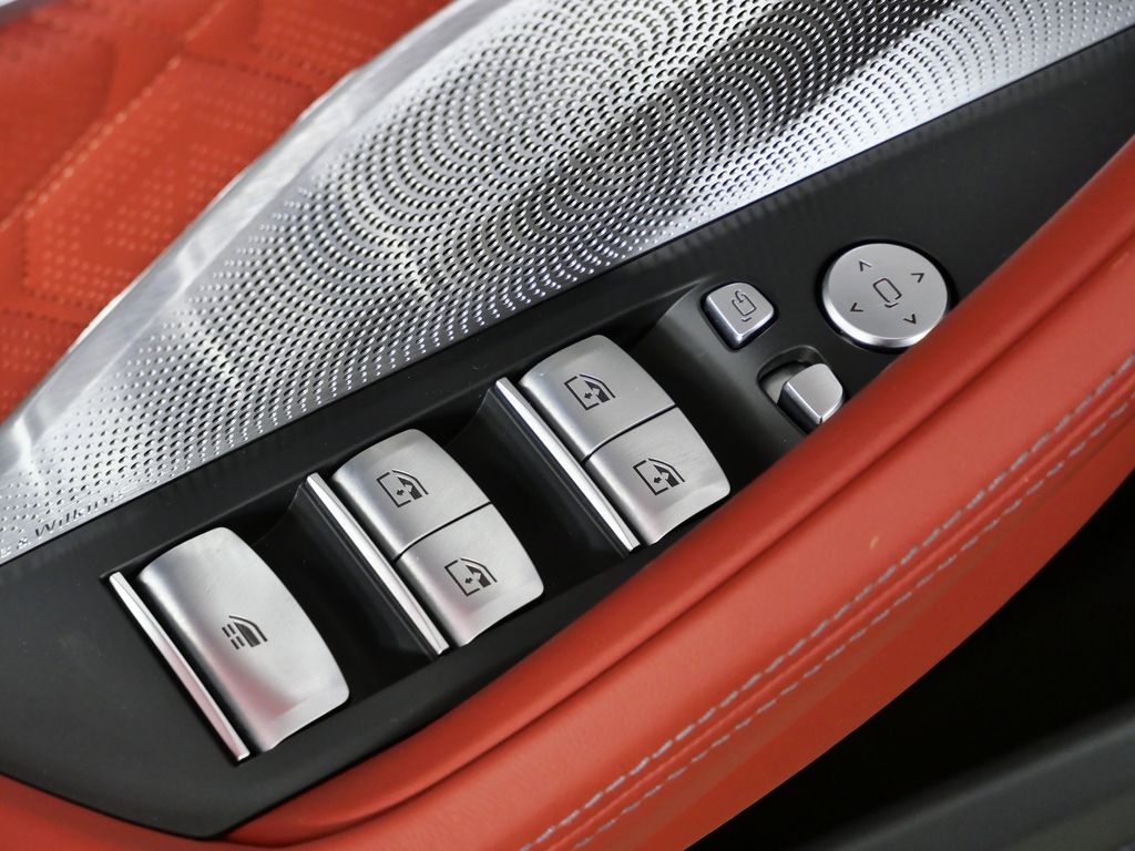 Thumbnail: 2024 BMW M8 - 33