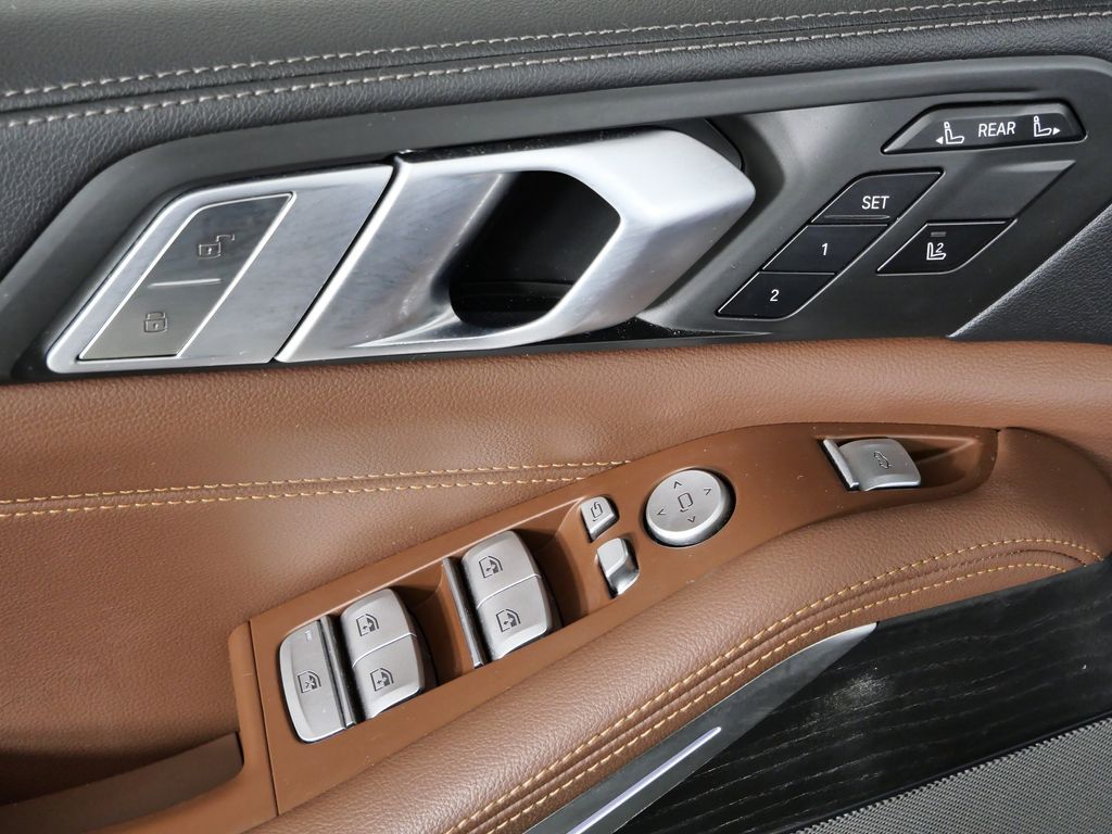 Thumbnail: 2020 BMW X7 - 37