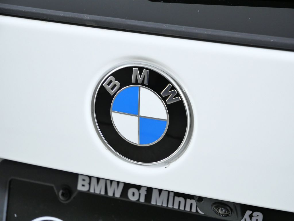 Thumbnail: 2026 BMW X1 - 11