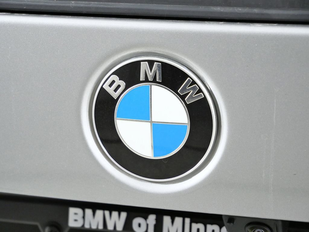 Thumbnail: 2026 BMW X1 - 13