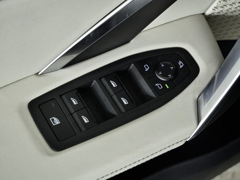 Thumbnail: 2026 BMW X1 - 35