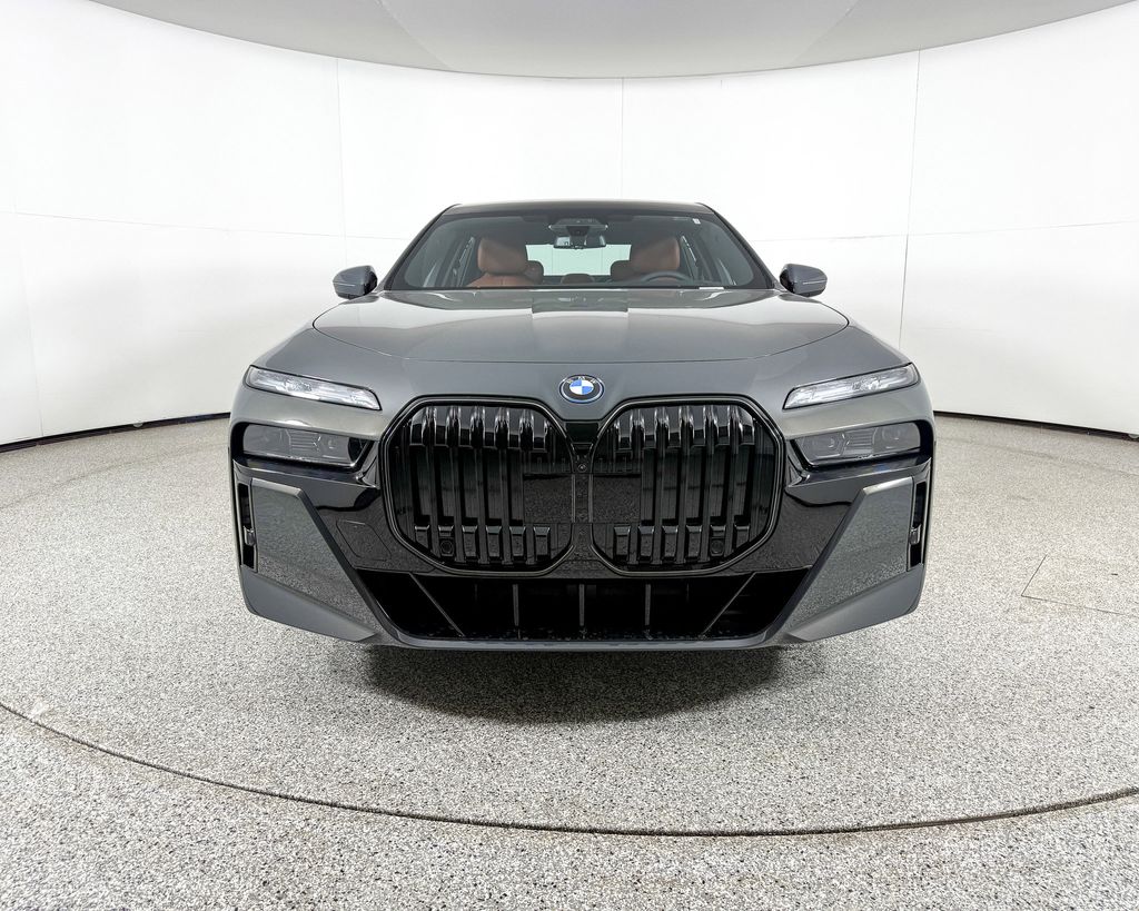 Thumbnail: 2025 BMW 7 Series - 5