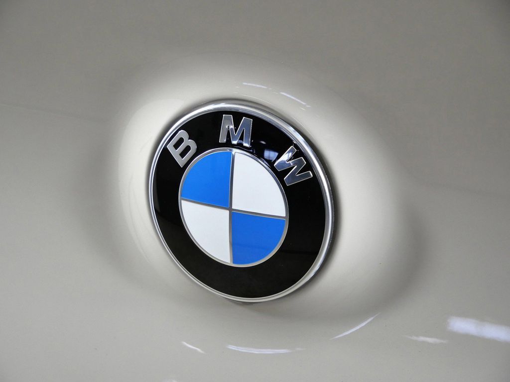Thumbnail: 2026 BMW X3 - 11