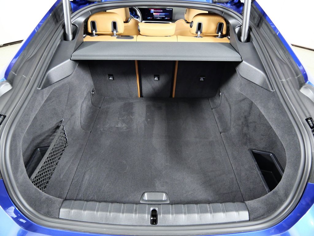 Thumbnail: 2024 BMW i4 - 32