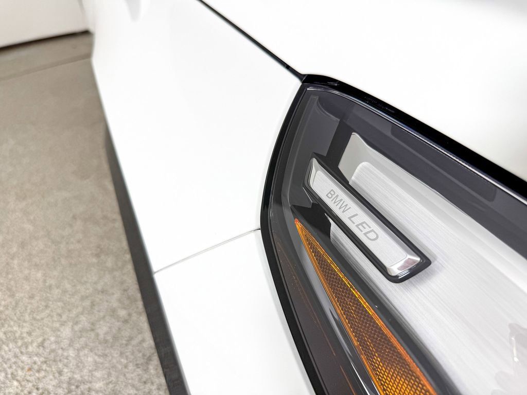 Thumbnail: 2025 BMW X1 - 10