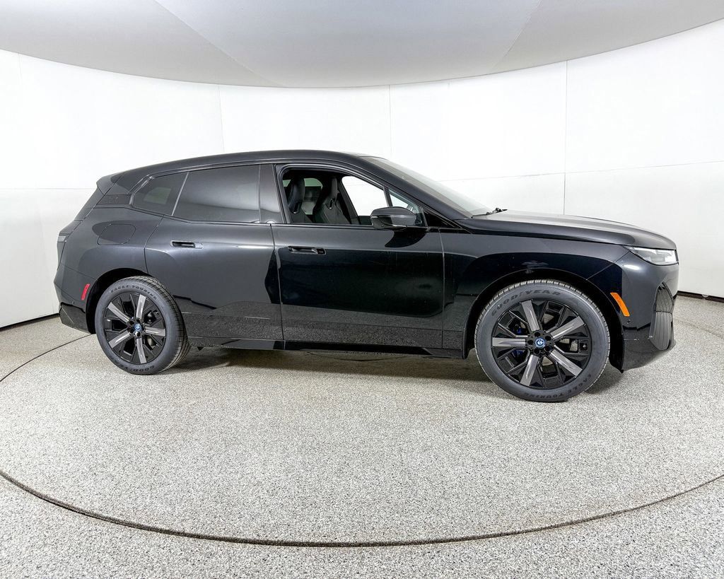 Thumbnail: 2025 BMW iX - 5