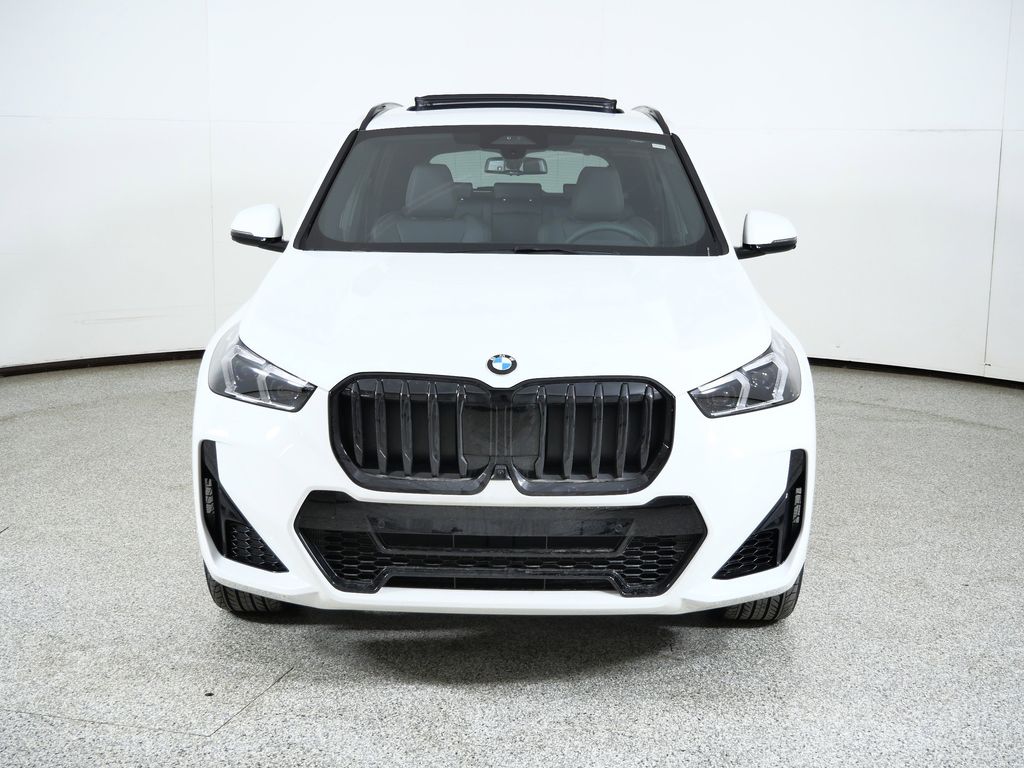 Thumbnail: 2026 BMW X1 - 2