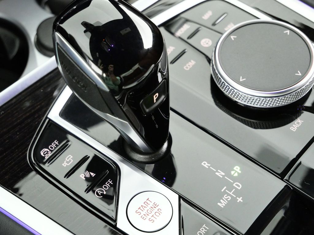 Thumbnail: 2024 BMW 8 Series - 49