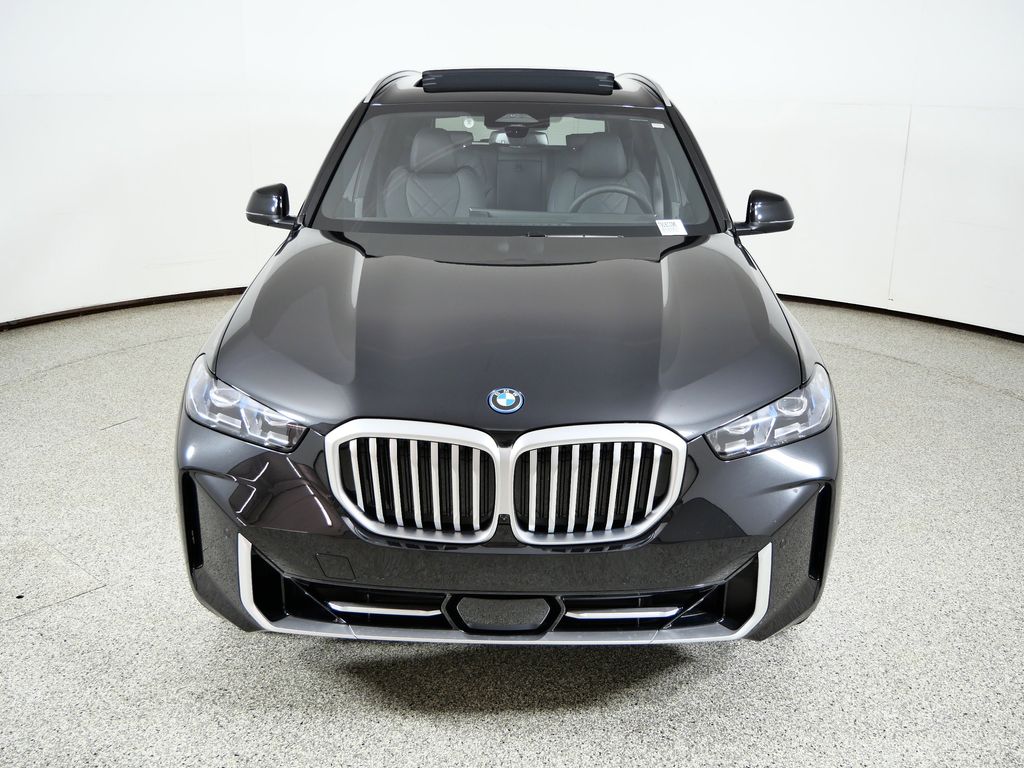 Thumbnail: 2026 BMW X5 - 16