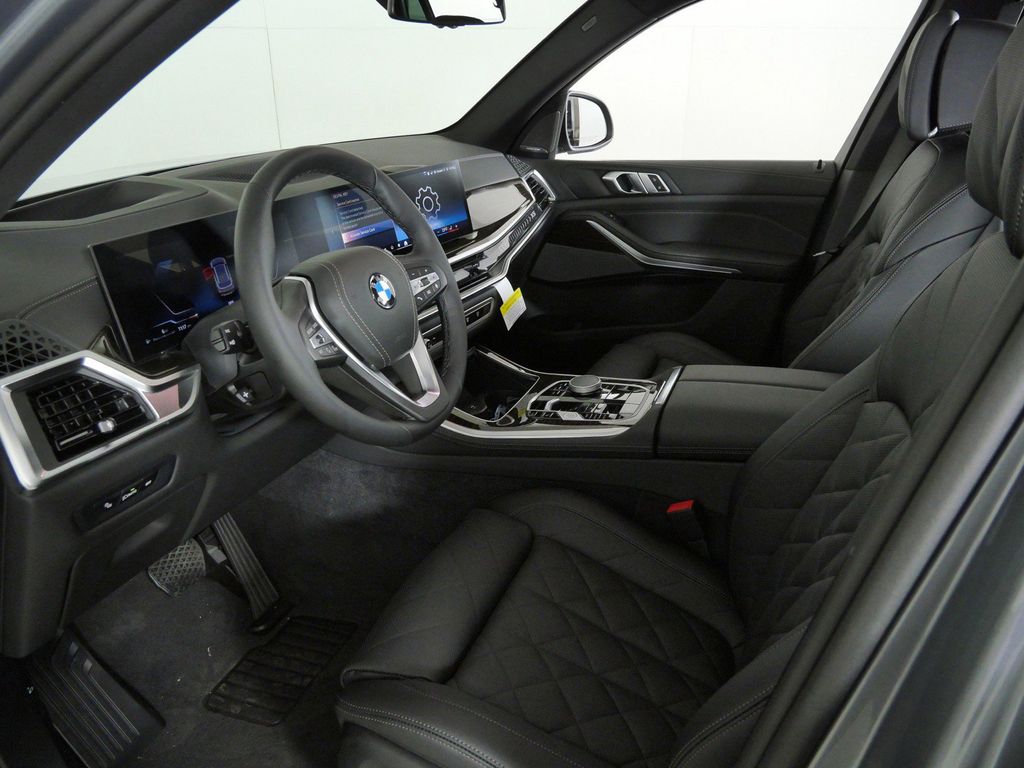 Thumbnail: 2026 BMW X5 - 35