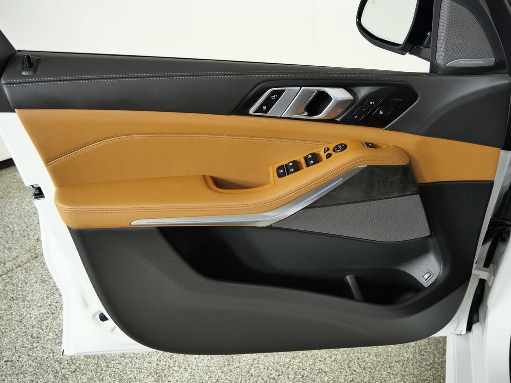Thumbnail: 2026 BMW X5 - 34