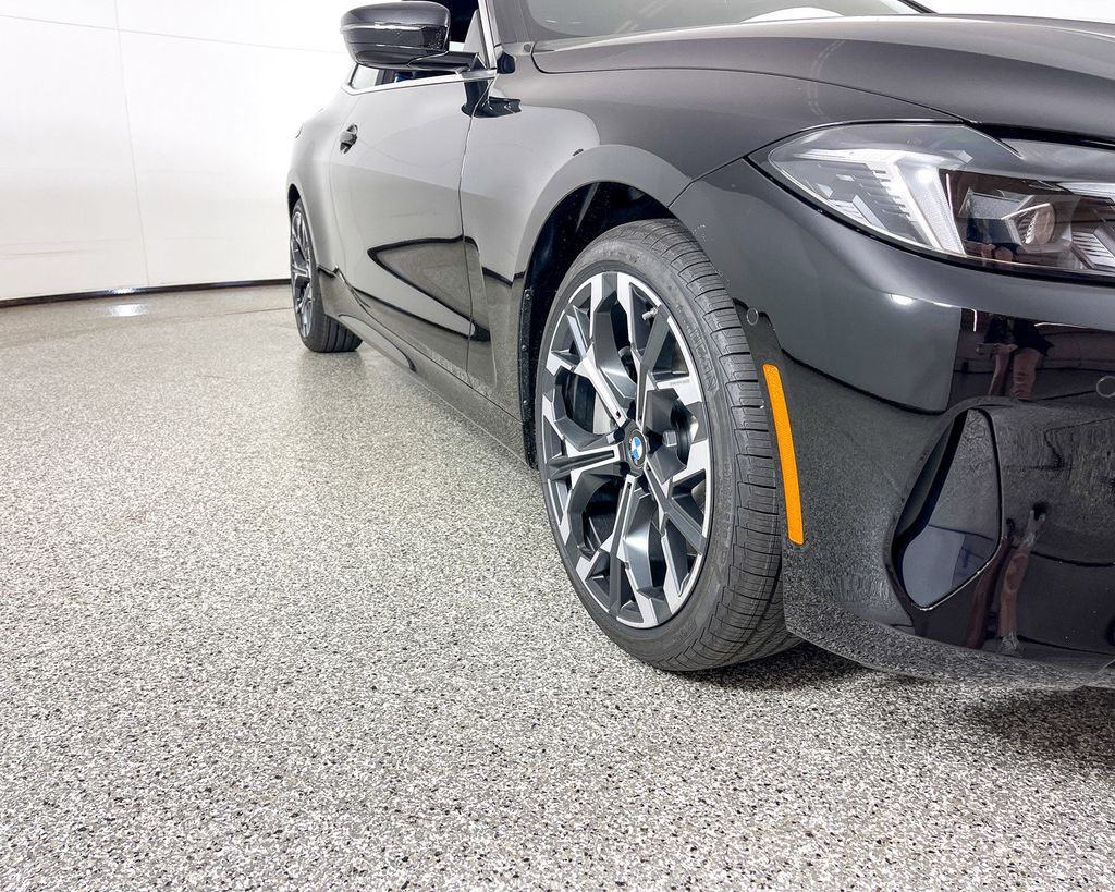 Thumbnail: 2025 BMW 4 Series - 9