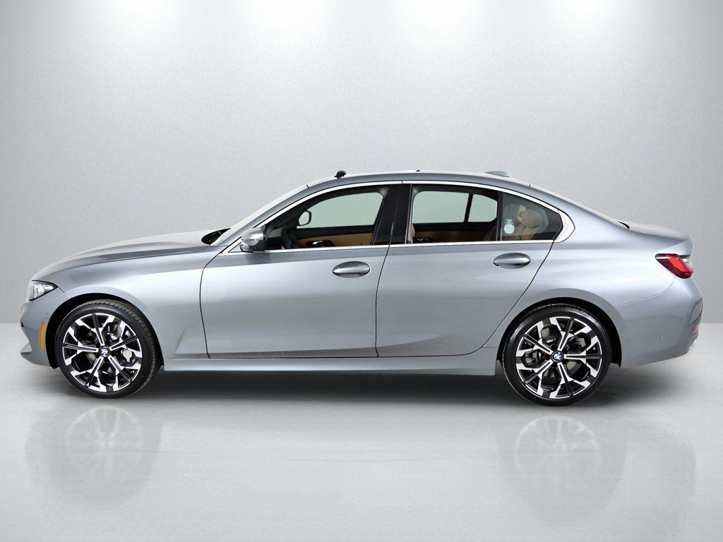 Thumbnail: 2026 BMW 3 Series - 16