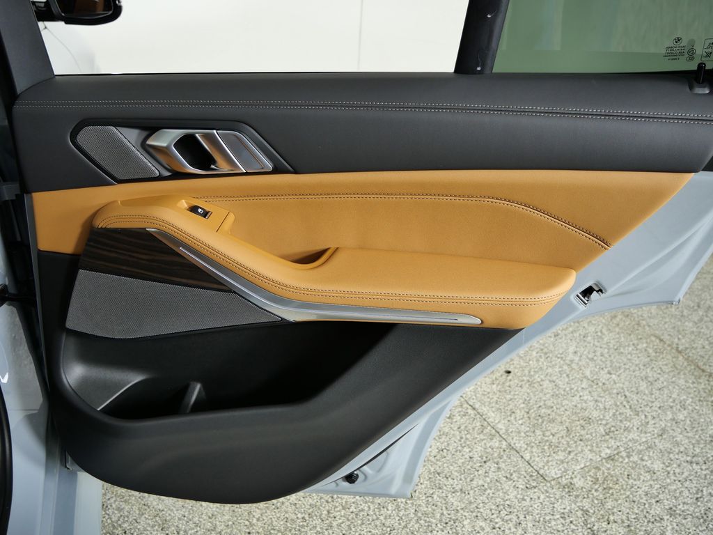 Thumbnail: 2026 BMW X5 - 25