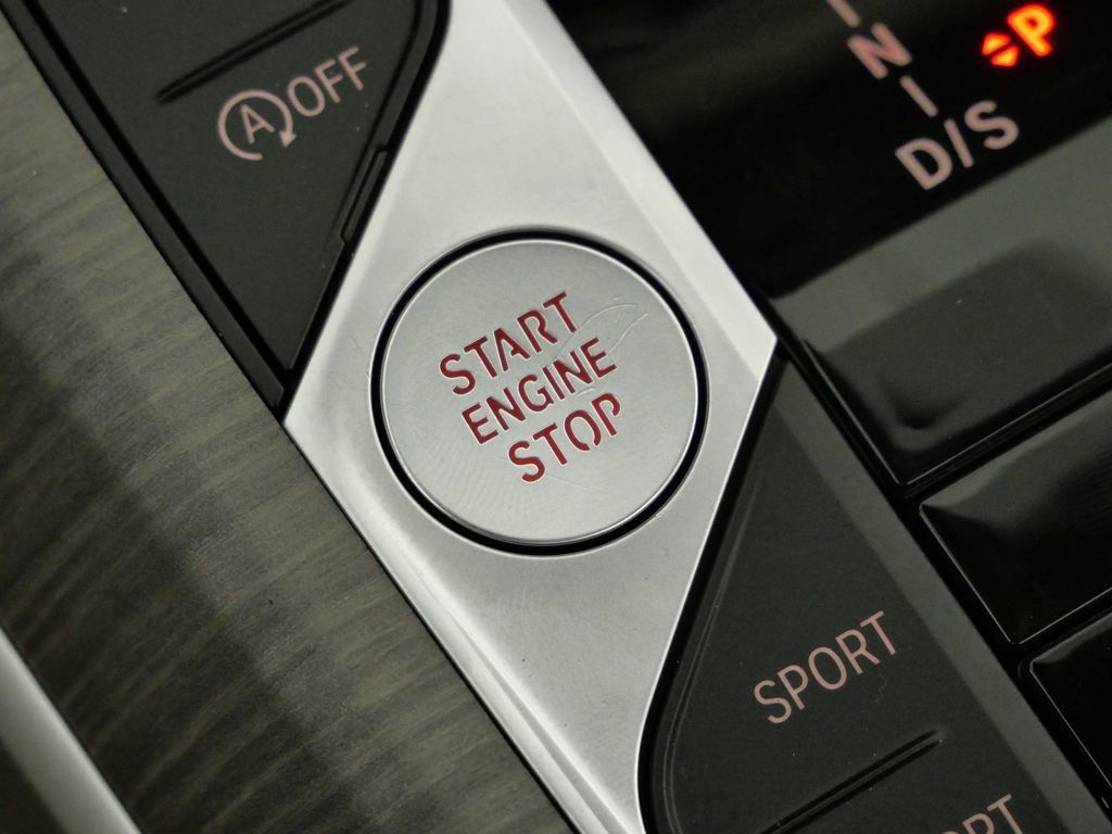 Thumbnail: 2026 BMW 3 Series - 47