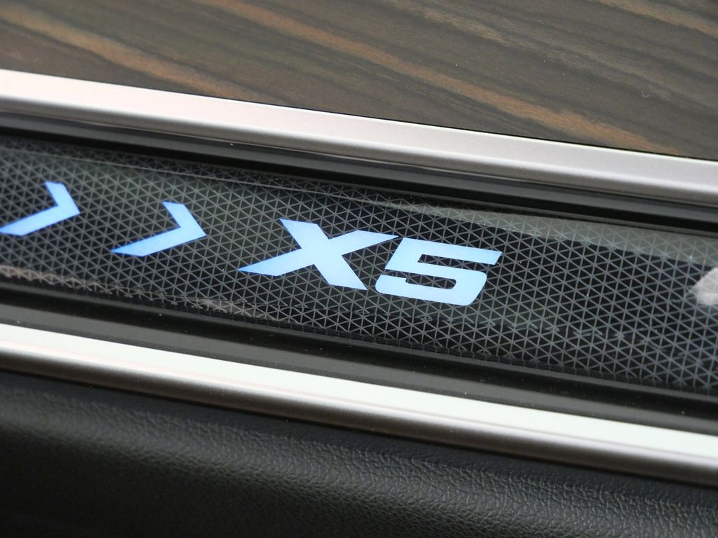 Thumbnail: 2026 BMW X5 - 24