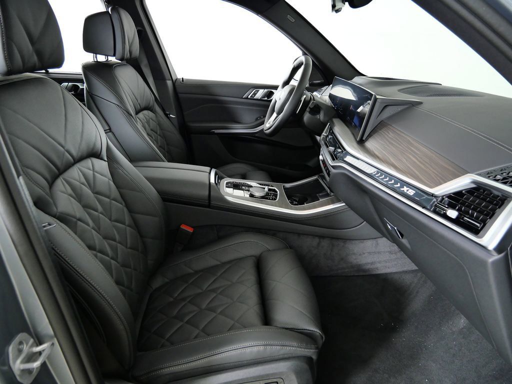 Thumbnail: 2026 BMW X5 - 22