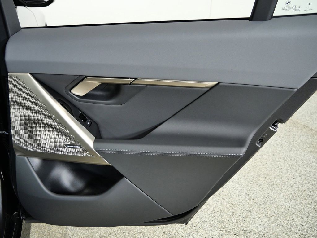 Thumbnail: 2026 BMW 5 Series - 24