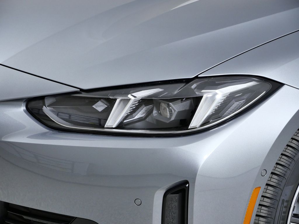 Thumbnail: 2026 BMW i4 - 3