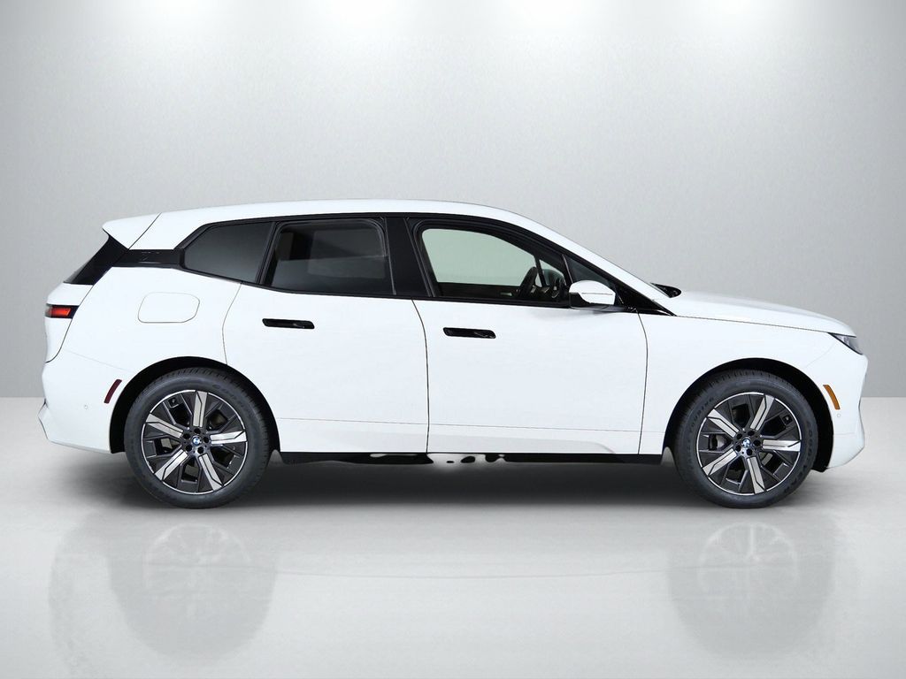 Thumbnail: 2026 BMW iX - 8