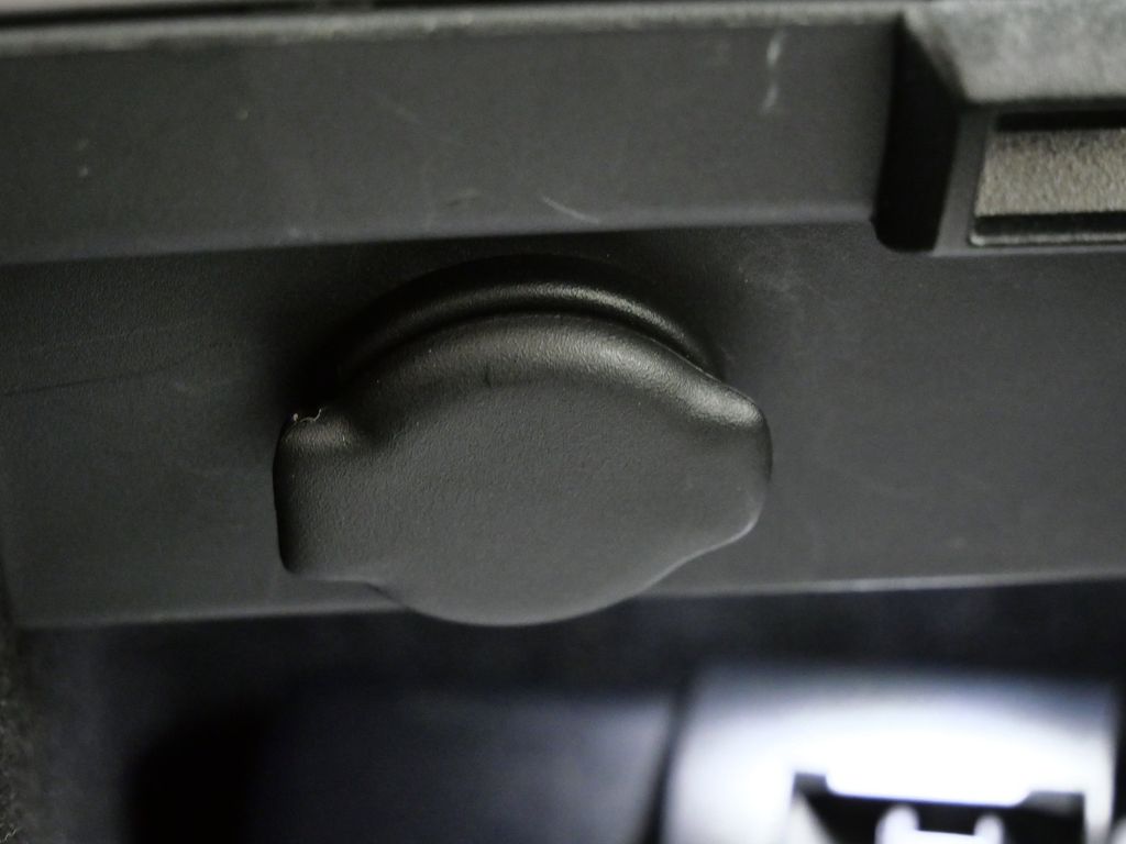 Thumbnail: 2022 Tesla Model Y - 48