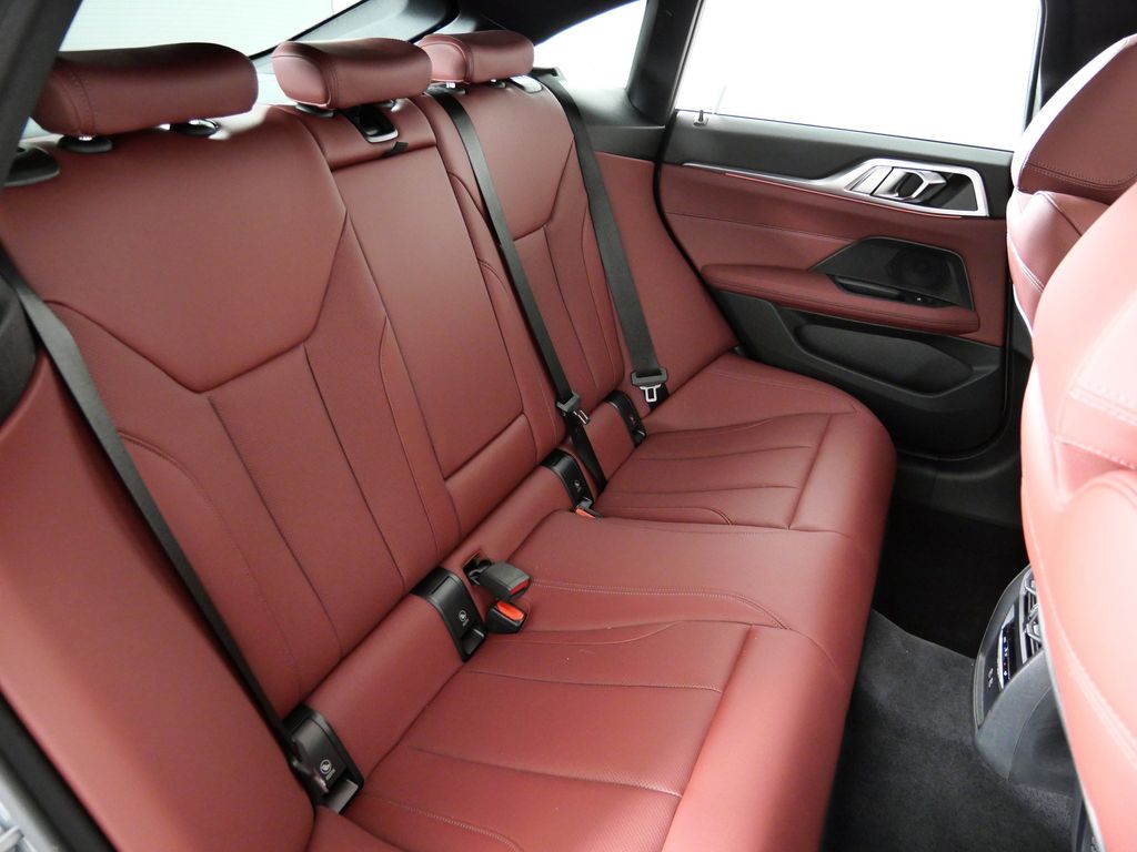 Thumbnail: 2022 BMW 4 Series - 31