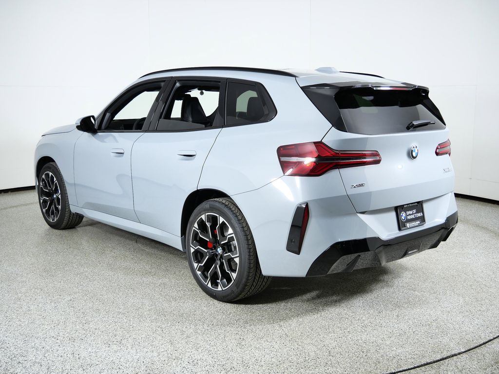 Thumbnail: 2026 BMW X3 - 14