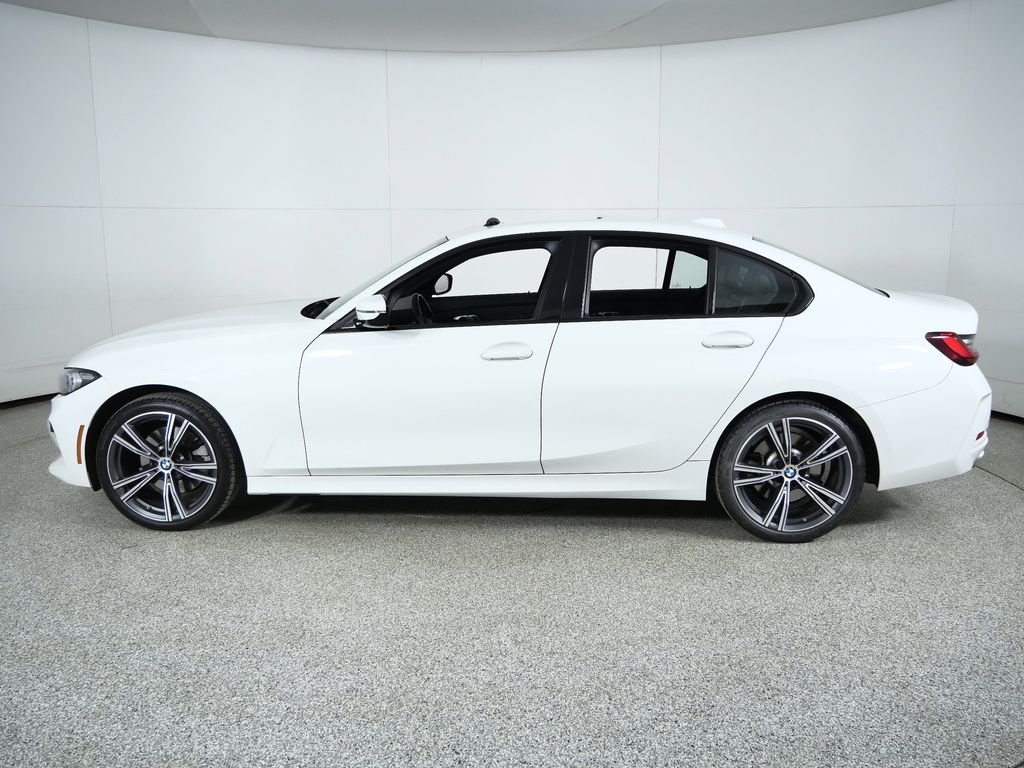 Thumbnail: 2023 BMW 3 Series - 18
