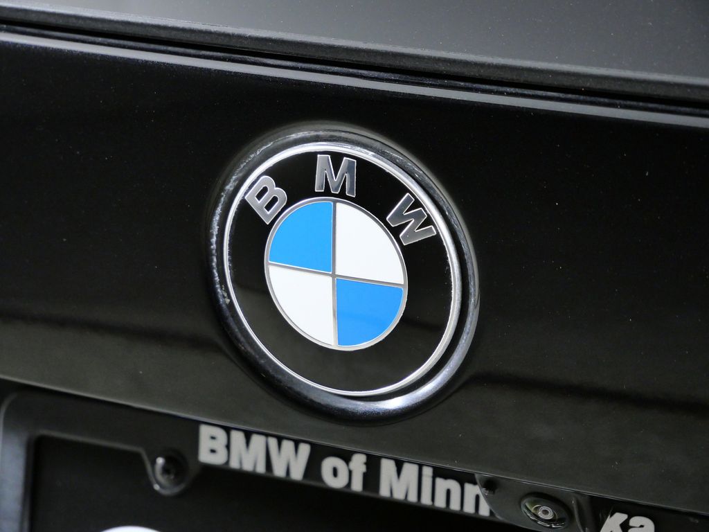 Thumbnail: 2023 BMW X1 - 14