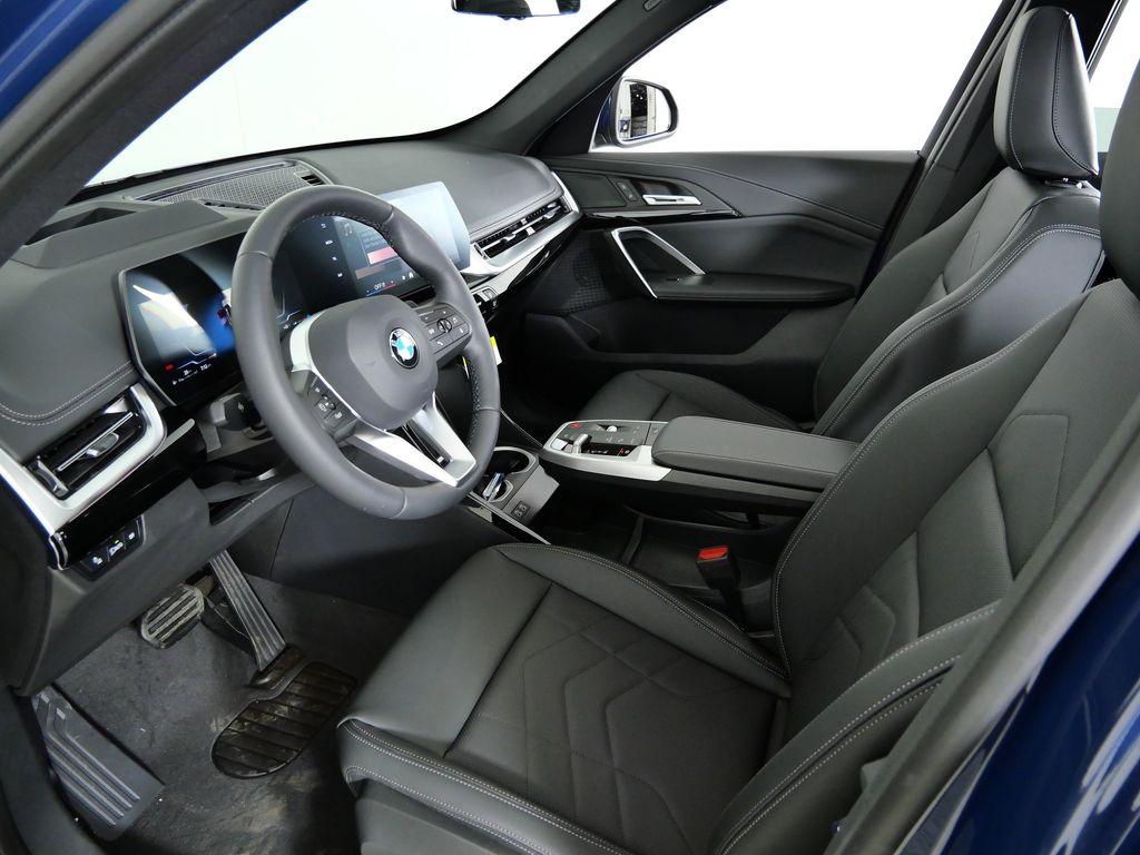 Thumbnail: 2026 BMW X1 - 32