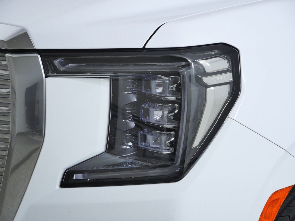Thumbnail: 2022 GMC Yukon - 4