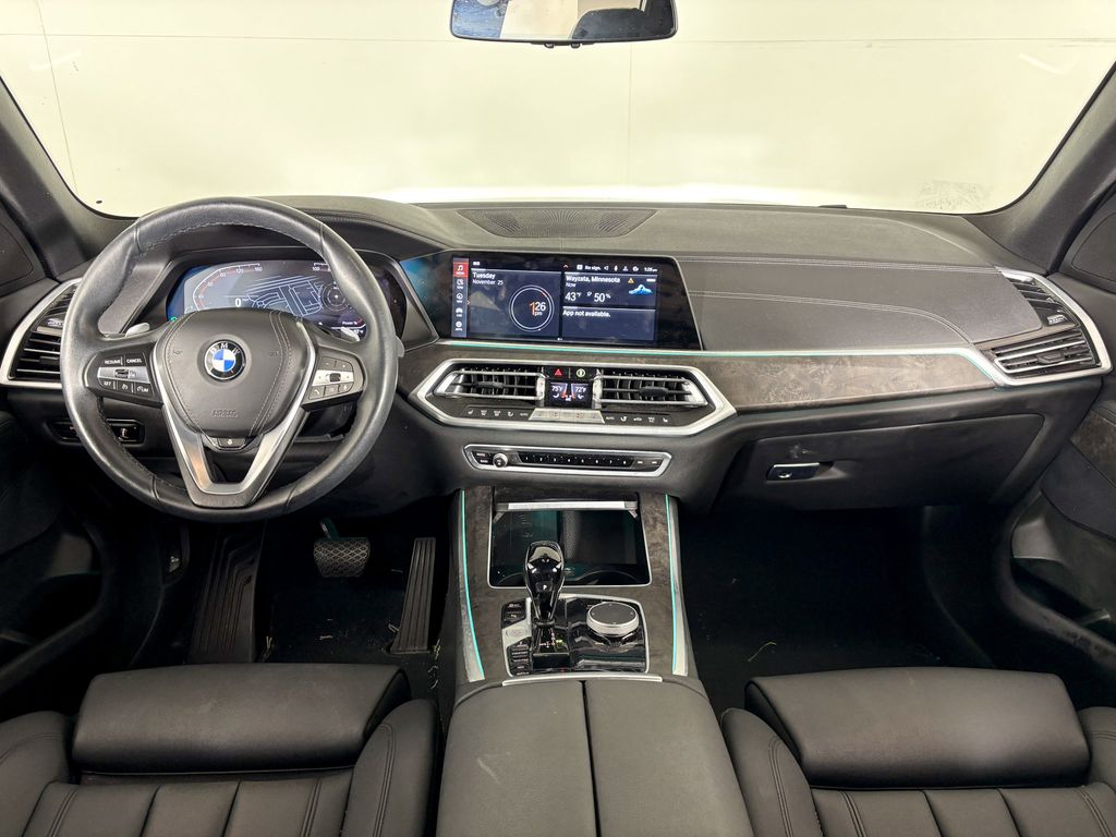 Thumbnail: 2022 BMW X5 - 10