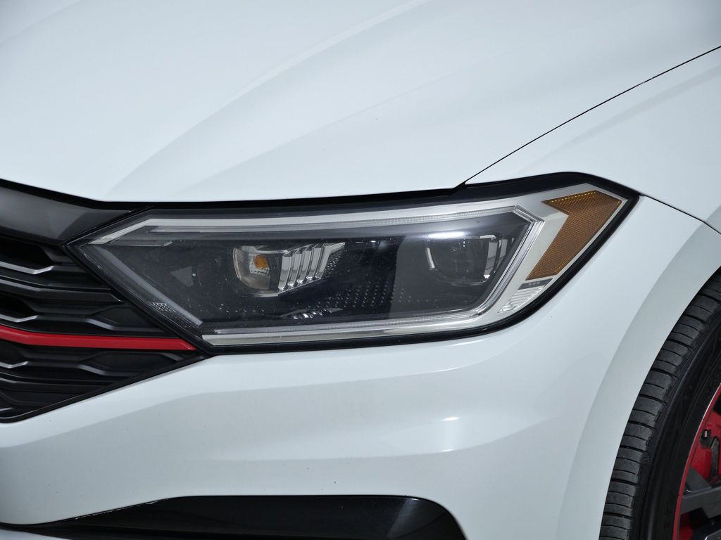 Thumbnail: 2019 Volkswagen Jetta - 4