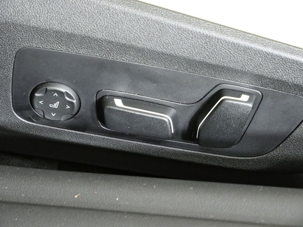 Thumbnail: 2025 BMW 4 Series - 35