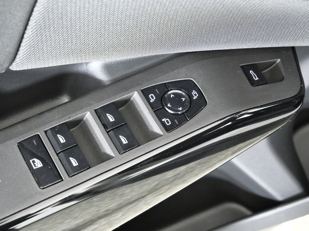 Thumbnail: 2026 BMW X3 - 33