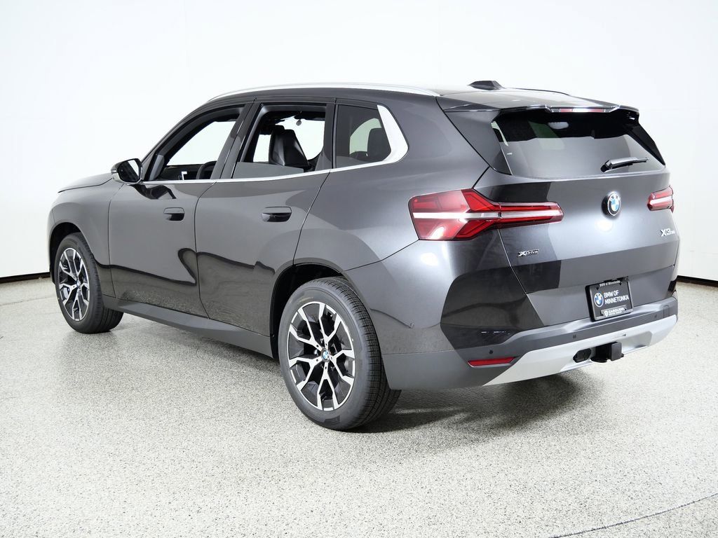 Thumbnail: 2026 BMW X3 - 16