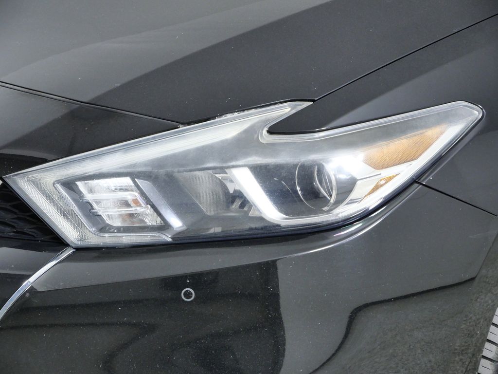 Thumbnail: 2016 Nissan Maxima - 4