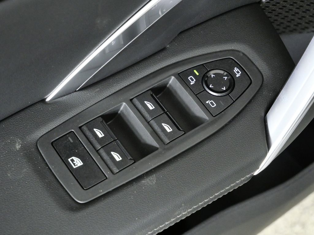 Thumbnail: 2026 BMW X1 - 34