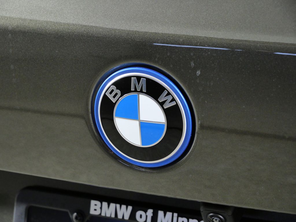 Thumbnail: 2026 BMW X5 - 11