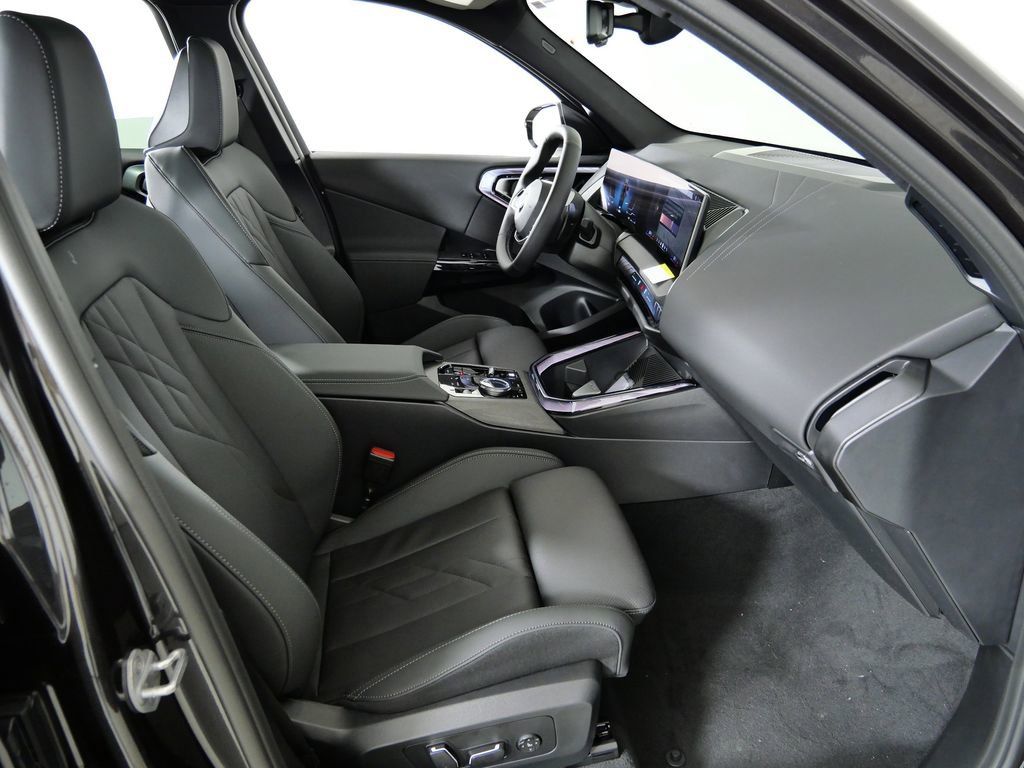 Thumbnail: 2026 BMW X3 - 23