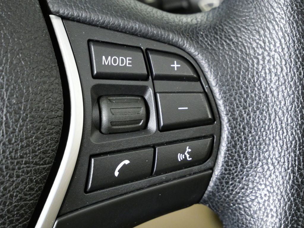 Thumbnail: 2015 BMW 3 Series - 39