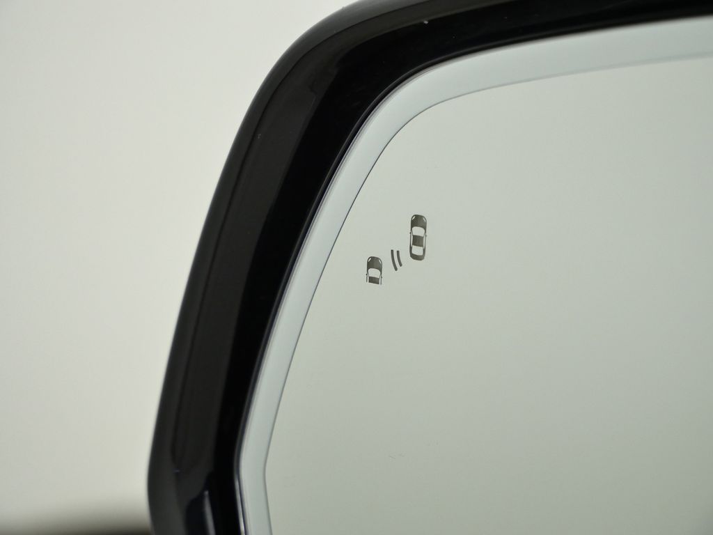 Thumbnail: 2023 Lincoln Aviator - 38