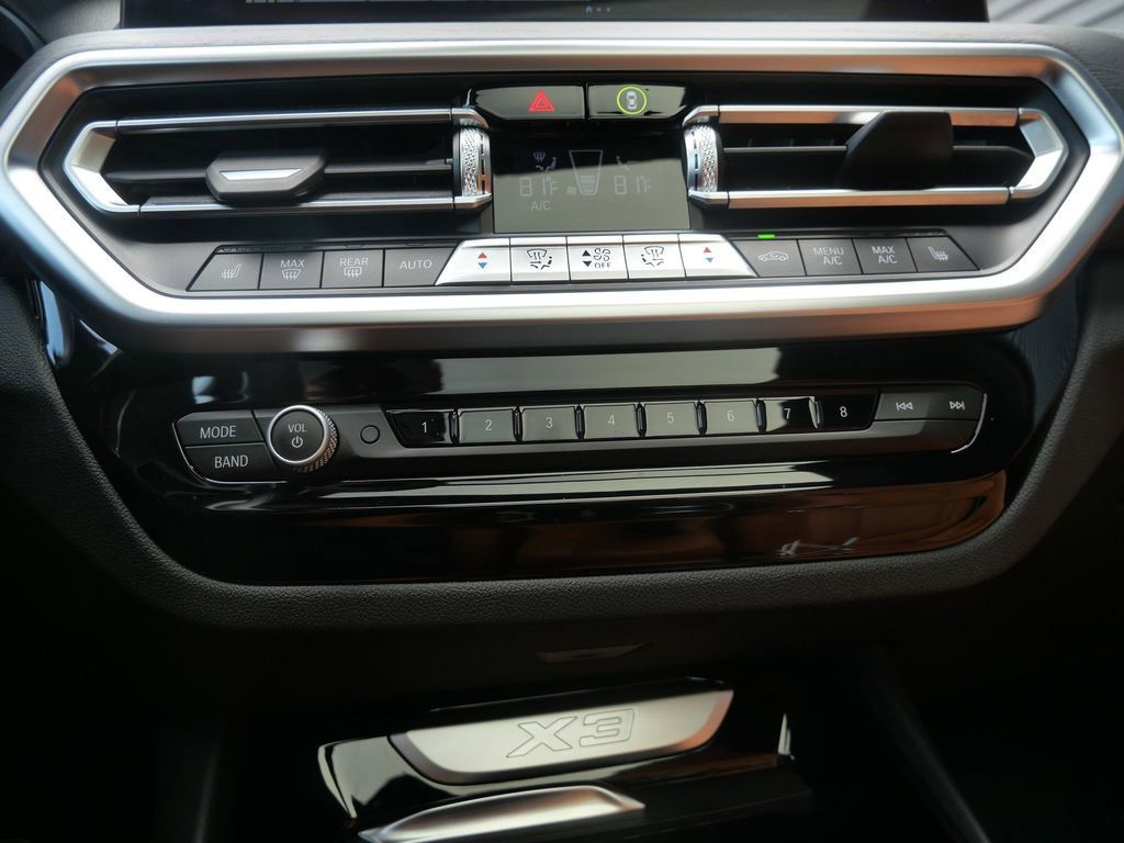 Thumbnail: 2023 BMW X3 - 30